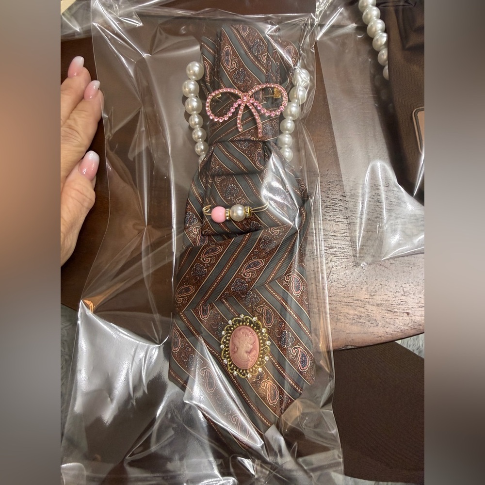 Upcycle Elegant Brown and Pink Brooch Tie Necklace